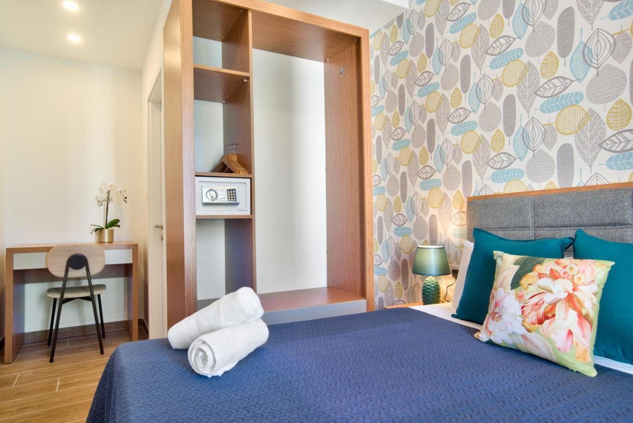 Sliema 2-Bedroom Central Apartments And Penthouse With Jacuzzi Esterno foto